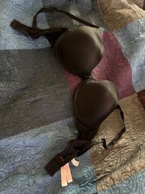 Everyday Smooth T-Shirt Bra - Black by Pink (VS) size 38DD